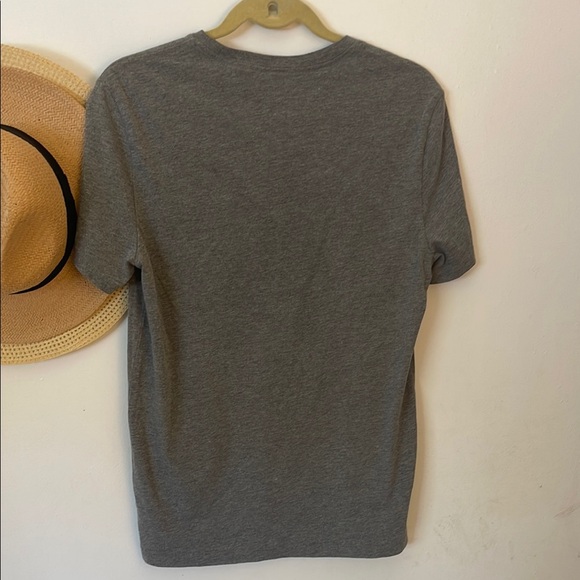 Express Gray Short Sleeve Tee - Picture 4 of 4